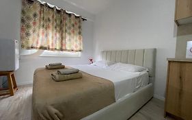 Tirana Central Bonbon Apartments